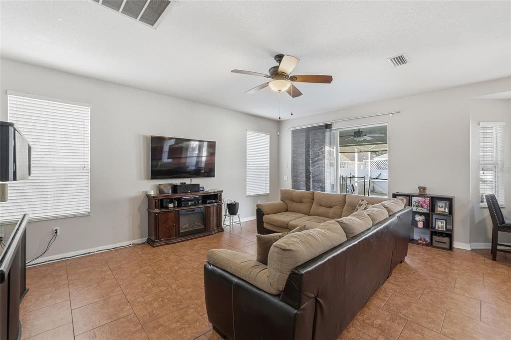 10130 COLDWATER LOOP, LAND O LAKES, FL 34638 photo 3