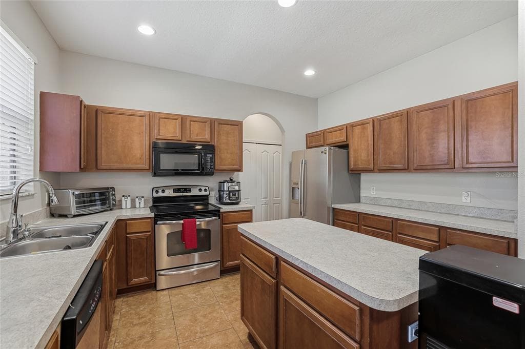 10130 COLDWATER LOOP, LAND O LAKES, FL 34638 photo 5