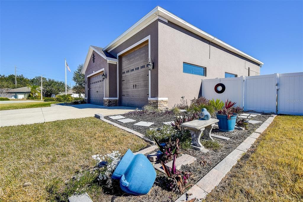 3010 VIA SIENA STREET, PLANT CITY, FL 33566 photo 2