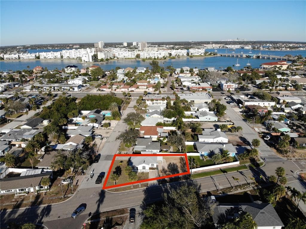 7951 GULF Boulevard, Street PETE BEACH, FL 33706 photo 4