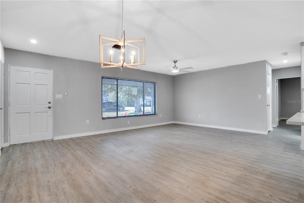 13845 94TH AVENUE, SEMINOLE, FL 33776 photo 4