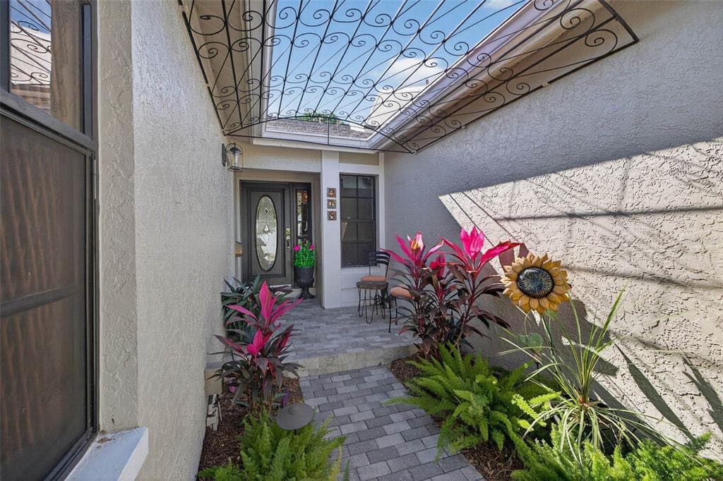 978 SAN CARLOS COURT, Street PETERSBURG, FL 33702 photo 5