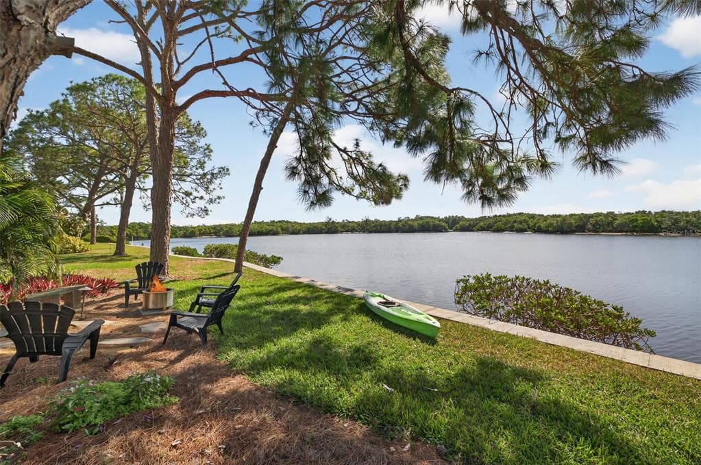 978 SAN CARLOS COURT, Street PETERSBURG, FL 33702 photo 4