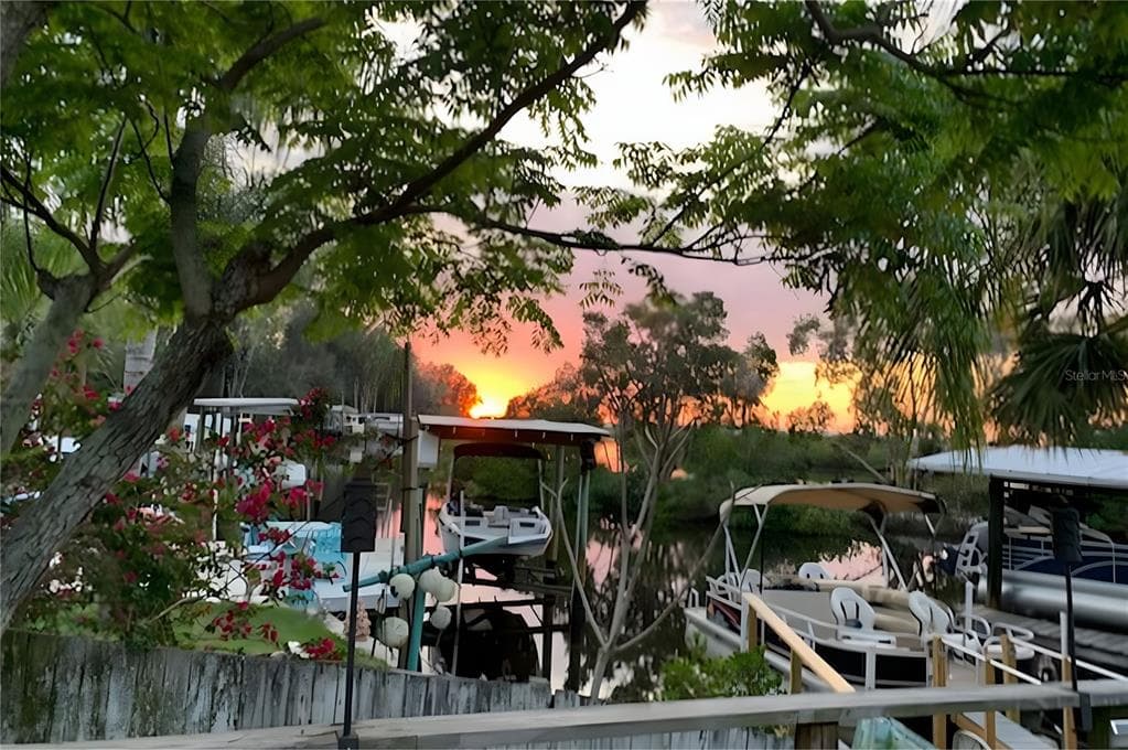 505 RIVERVIEW LANE, TARPON SPRINGS, FL 34689 photo 3