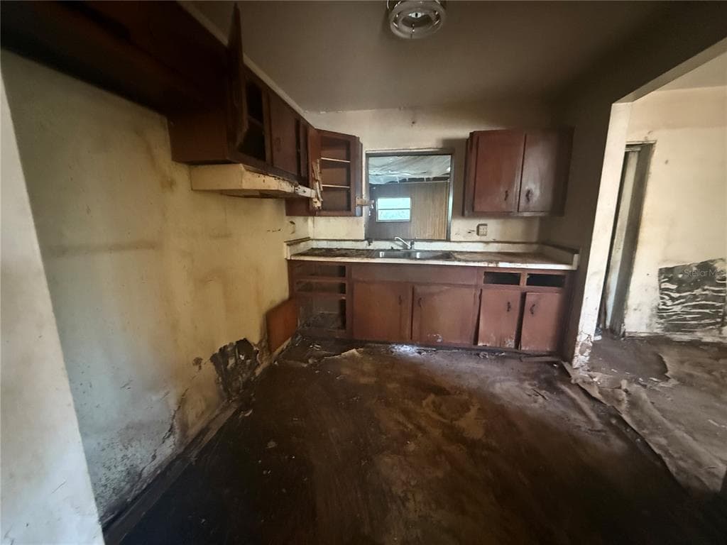 10005 29TH STREET, TAMPA, FL, 33612 photo 5