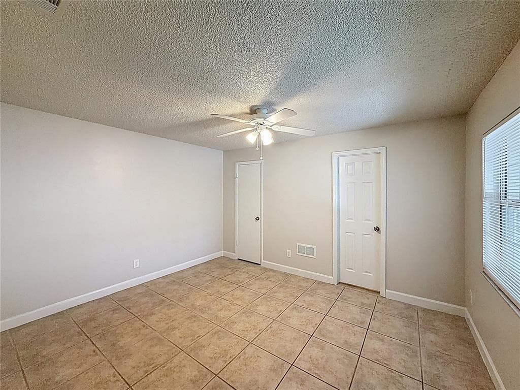 5103 STONEHAVEN COURT, TAMPA, FL 33624 photo 3