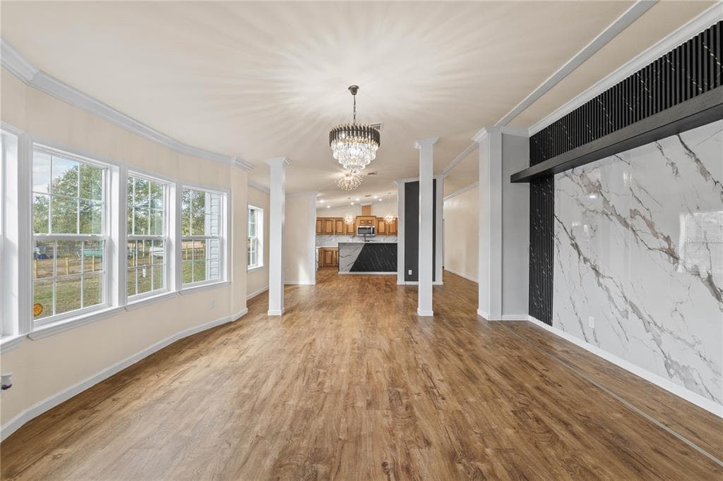 8019 MEADOWVIEW Circle, TAMPA, FL 33625 photo 3