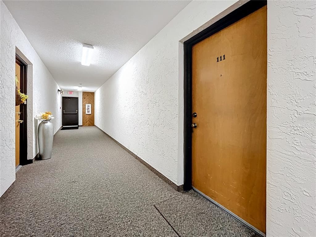 2587 COUNTRYSIDE Boulevard Unit 6111, CLEARWATER, FL 33761 photo 5