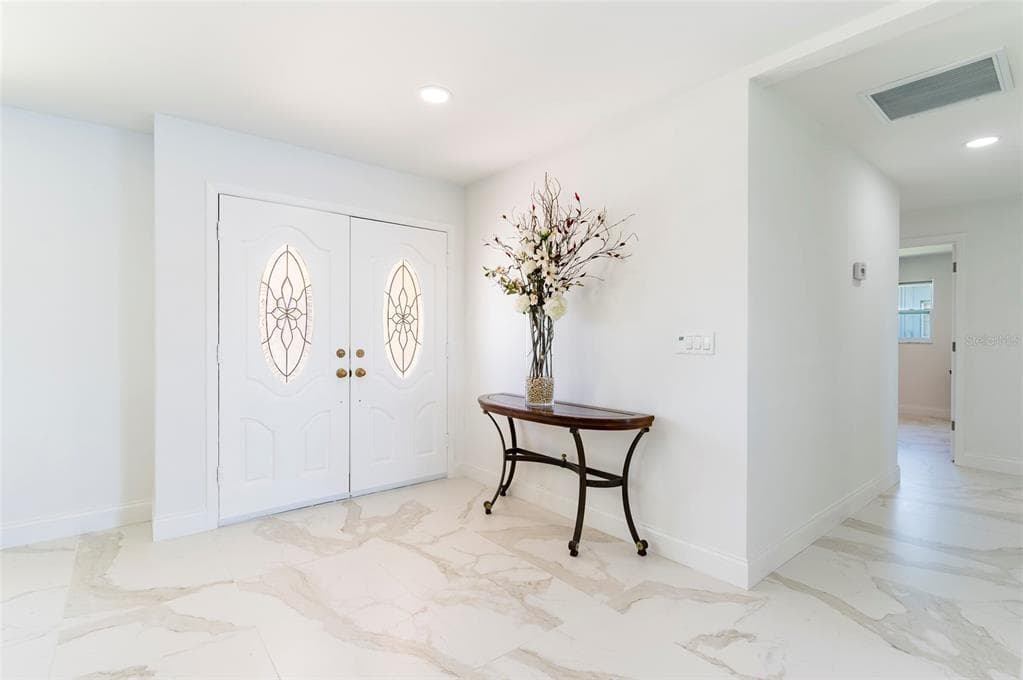 13797 PINECREST DRIVE, LARGO, FL 33774 photo 3