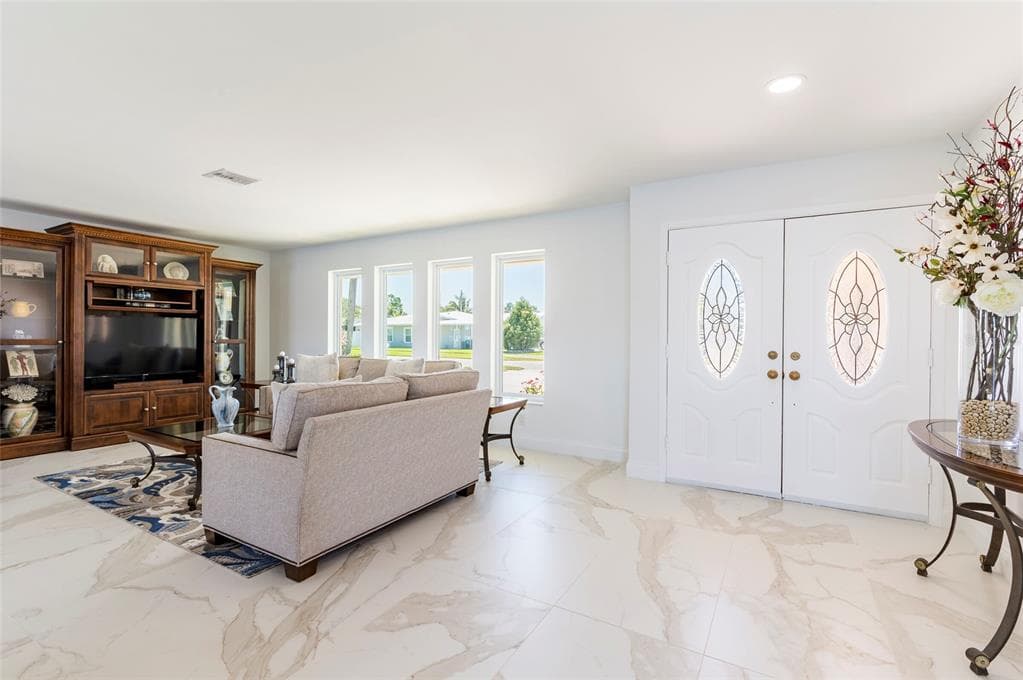 13797 PINECREST DRIVE, LARGO, FL 33774 photo 4