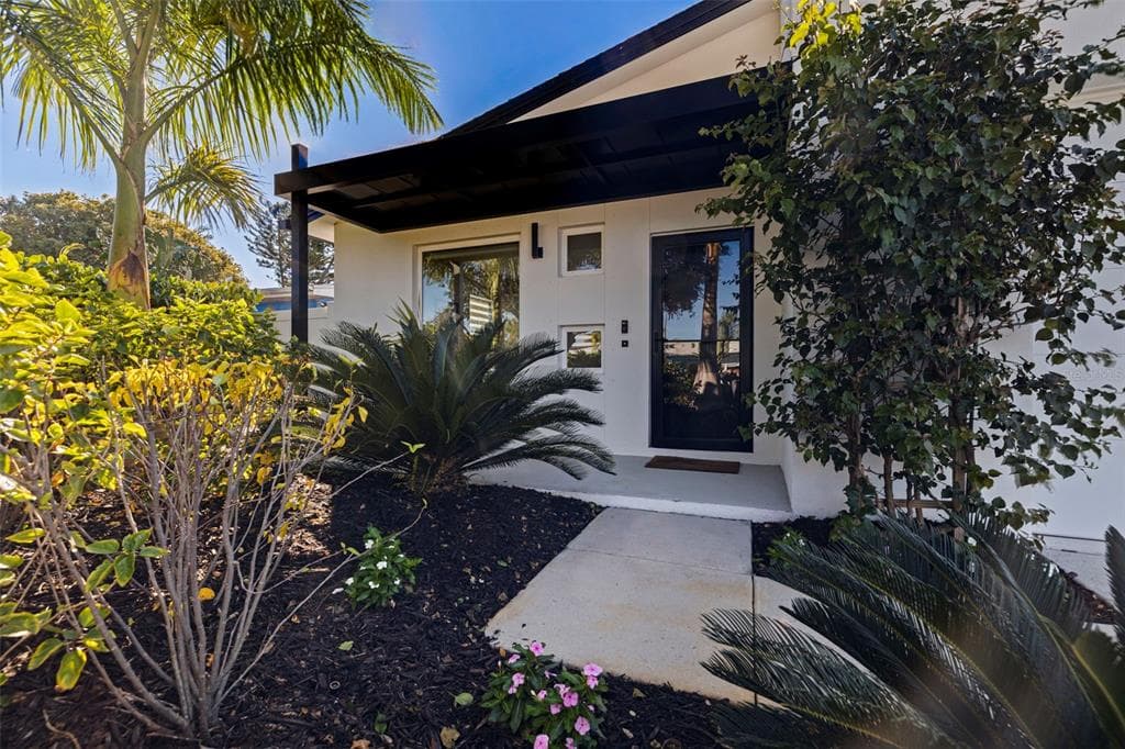 5322 NEWTON AVENUE, GULFPORT, FL 33707 photo 2