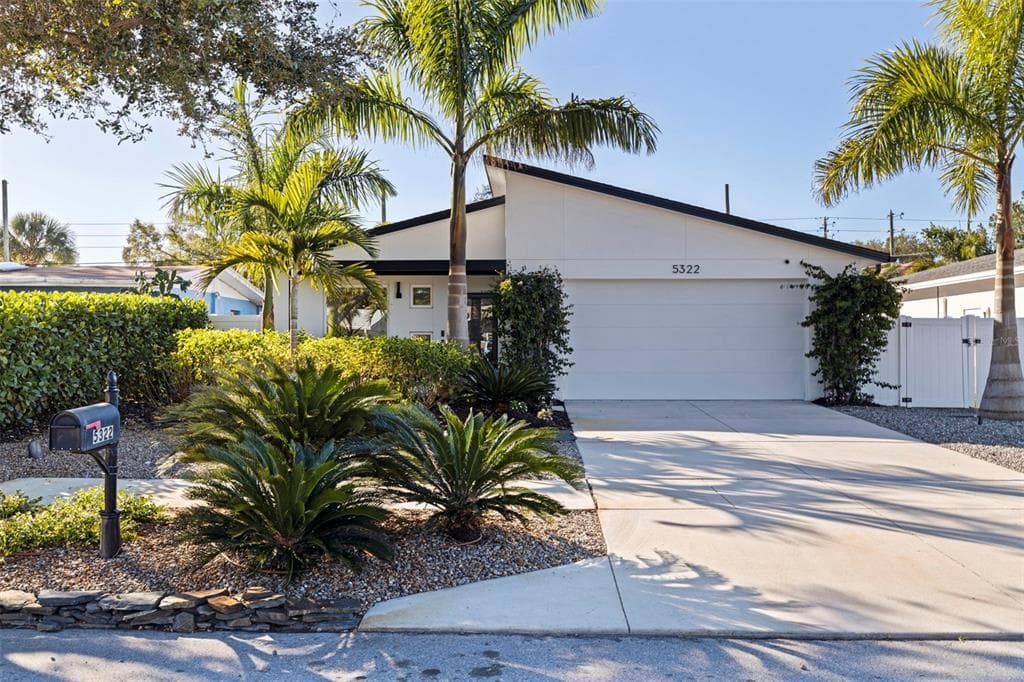 5322 NEWTON AVENUE, GULFPORT, FL 33707