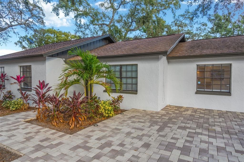 9401 WILLOW AVENUE, TAMPA, FL 33612 photo 3