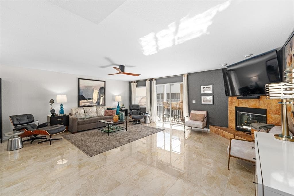 1117 PINELLAS BAYWAY, Unit# 306, ST PETERSBURG, FL, 33715 photo 3