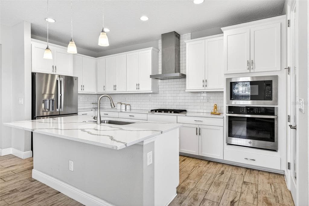 6394 ROADSTEAD COURT, APOLLO BEACH, FL 33572 photo 3