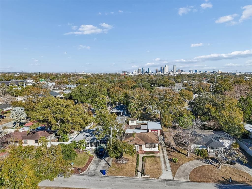 607 MATANZAS Avenue, TAMPA, FL 33609 photo 2