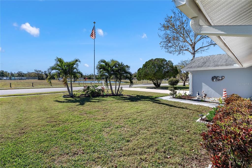 8297 100TH AVENUE, SEMINOLE, FL 33777 photo 5