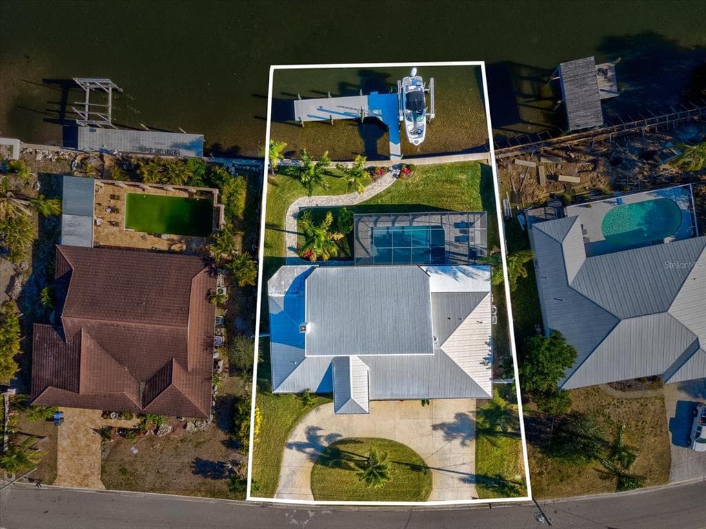 617 KINGSTON COURT, APOLLO BEACH, FL 33572 photo 2