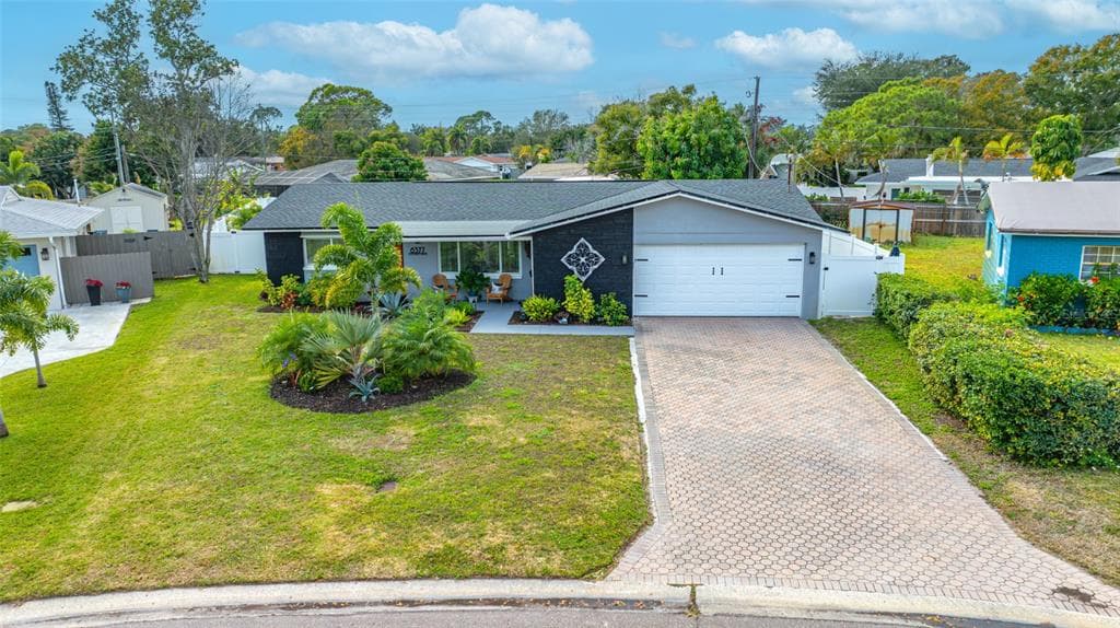 6377 15TH STREET, Street PETERSBURG, FL 33705 photo 2