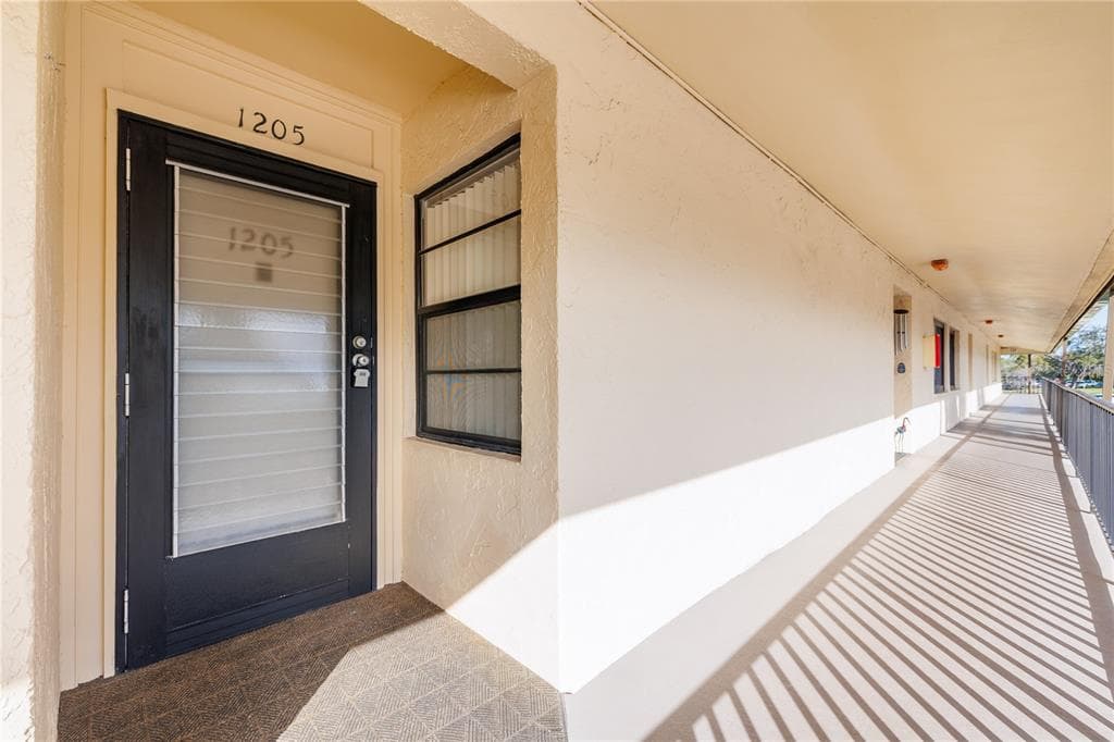 12300 VONN ROAD Unit 1205, LARGO, FL 33774