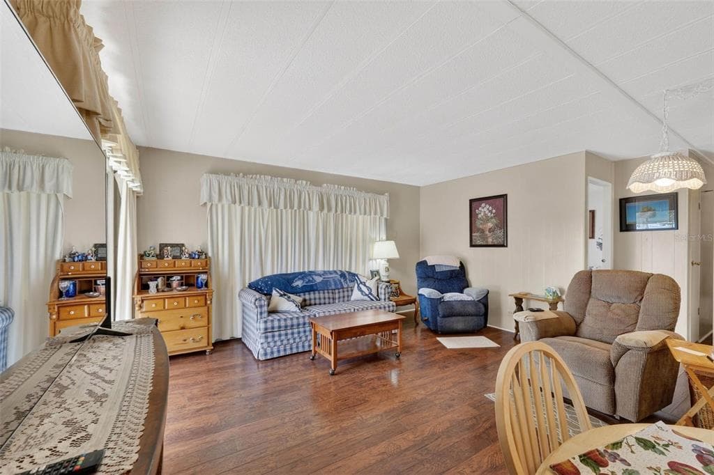 39115 OLA AVENUE, ZEPHYRHILLS, FL 33542 photo 5