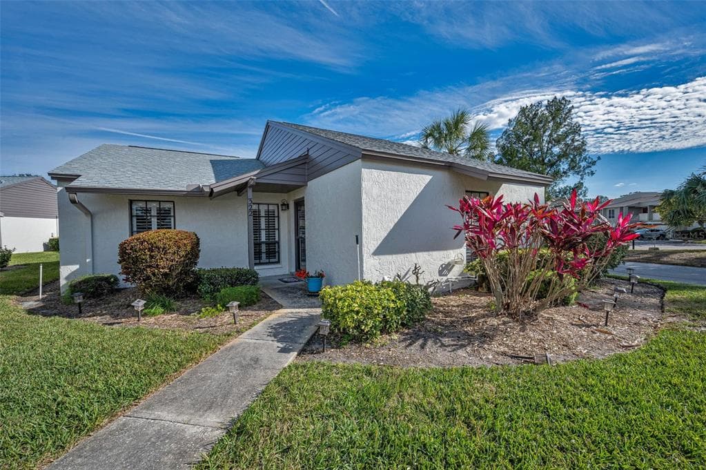 322 WINDRUSH LOOP Unit 22, TARPON SPRINGS, FL 34689
