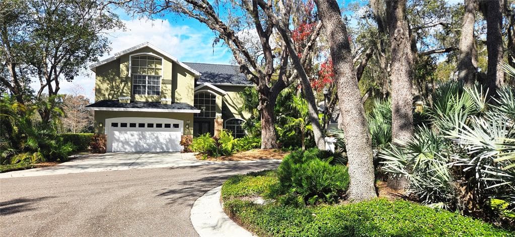 2207 GREEN OAKS LANE, TAMPA, FL 33612 photo 2