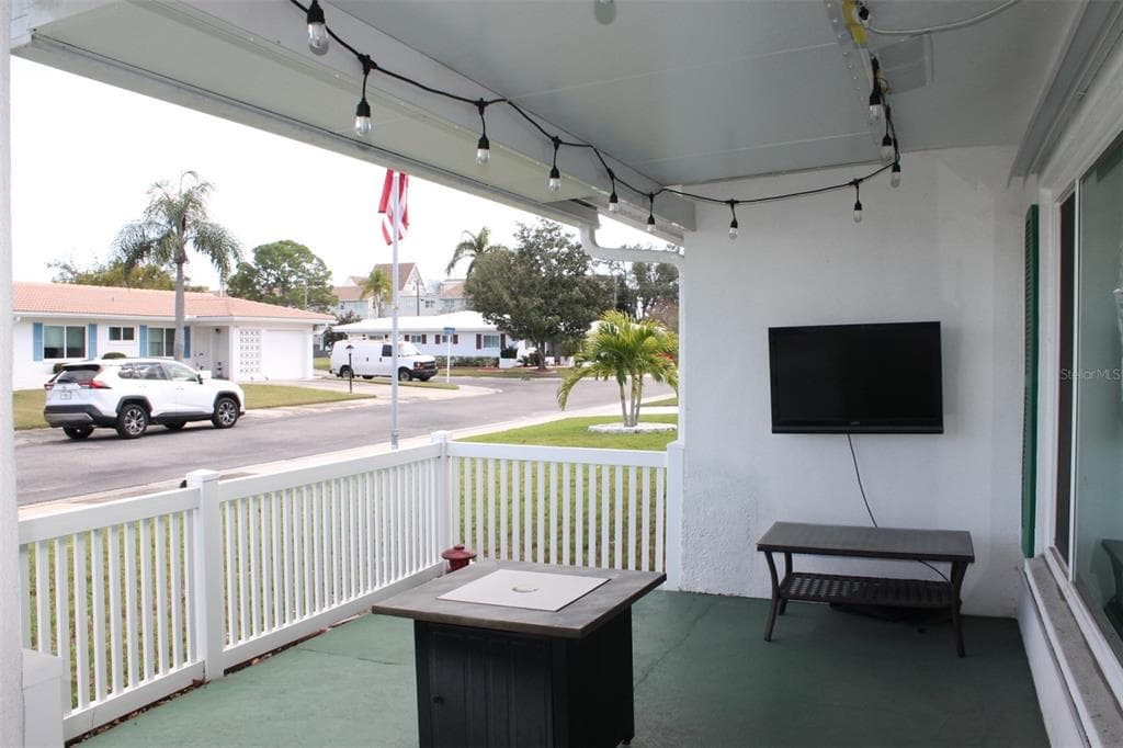 9500 45TH WAY, PINELLAS PARK, FL 33782 photo 2