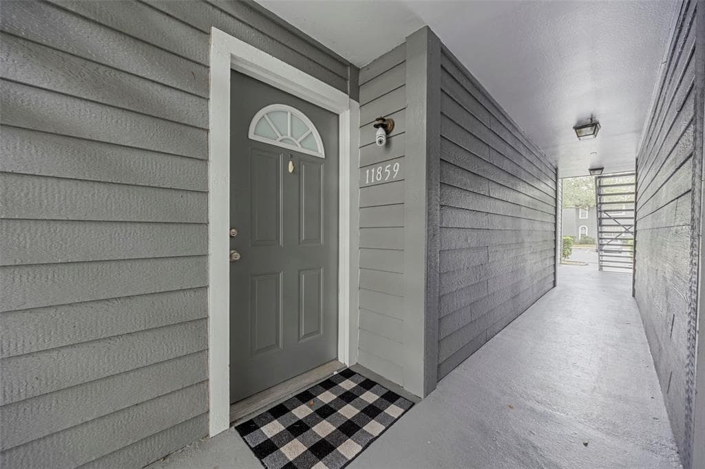 11859 SKYLAKE PLACE Unit N/A, TEMPLE TERRACE, FL 33617 photo 4