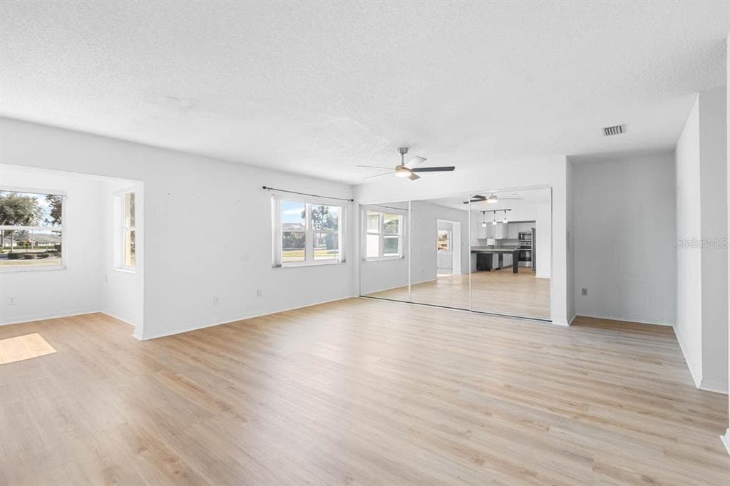 2214 HIGHCLERE CIRCLE Unit 6, SUN CITY CENTER, FL 33573 photo 2