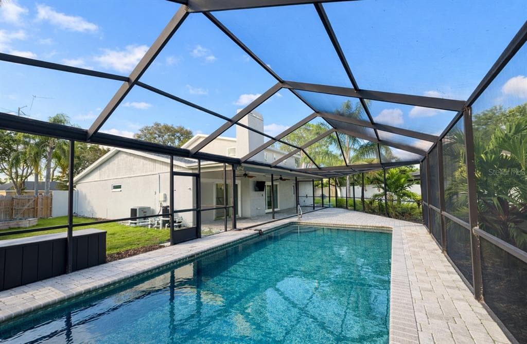 1869 MARLA Court, DUNEDIN, FL 34698 photo 2