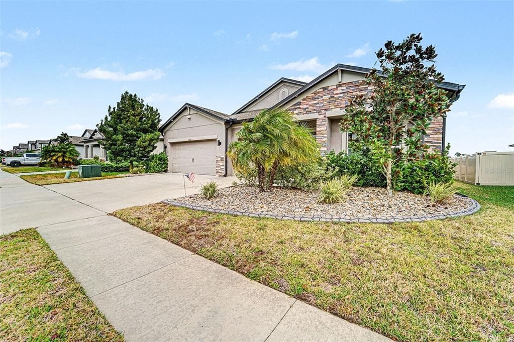 18016 CORTES CREEK BOULEVARD, SPRING HILL, FL 34610 photo 3