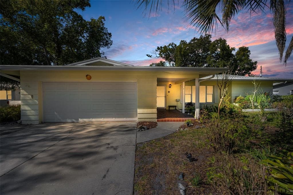 2310 SARAZEN Drive, DUNEDIN, FL 34698