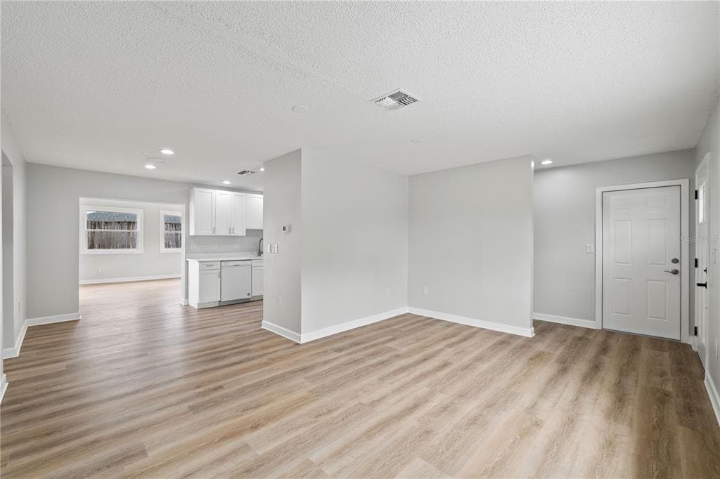 6098 SHANNON AVENUE, SPRING HILL, FL 34606 photo 3