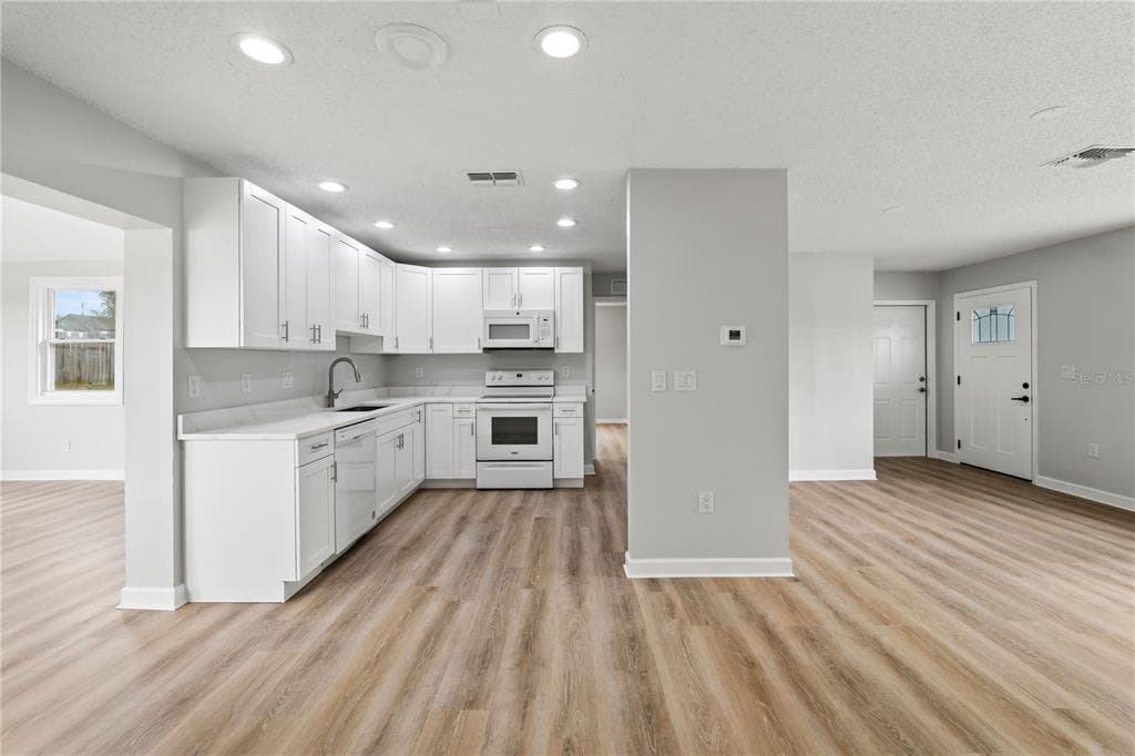 6098 SHANNON AVENUE, SPRING HILL, FL 34606 photo 5