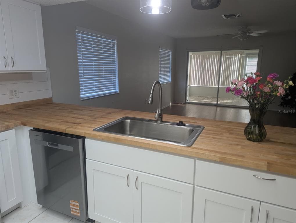 2270 ALDEN LANE Unit A, PALM HARBOR, FL 34683 photo 3