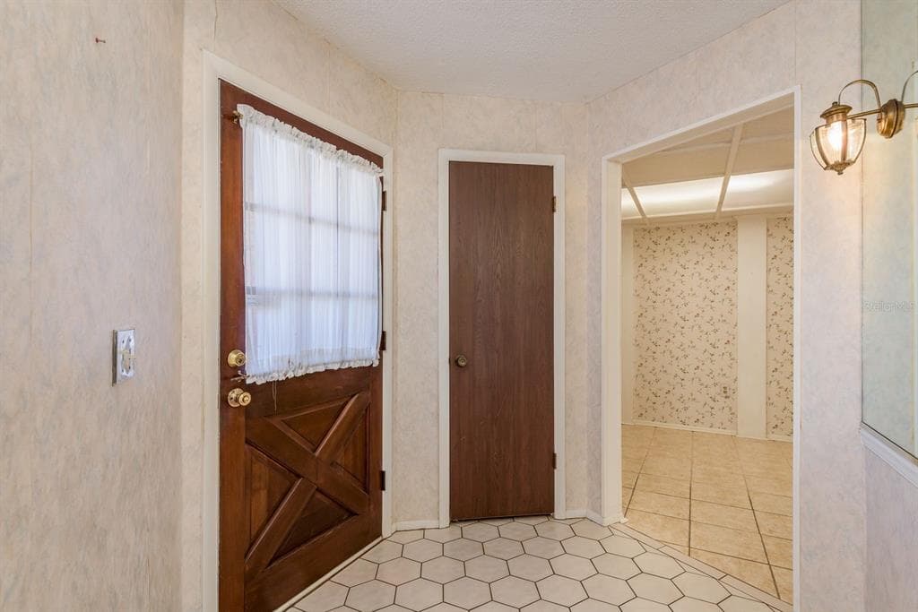 1408 GARDEN AVENUE, TARPON SPRINGS, FL 34689 photo 4