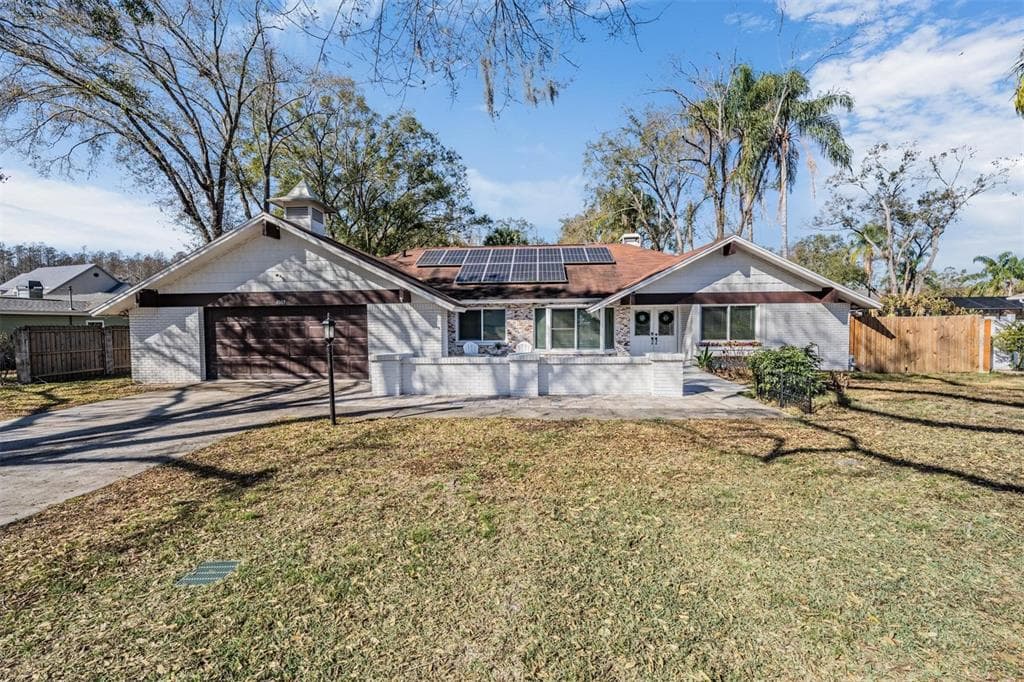 4007 HUDSON LANE, TAMPA, FL 33618 photo 2