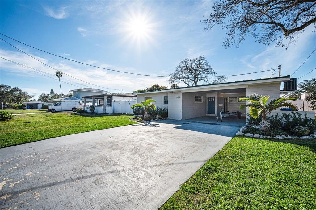 4320 HUNTINGTON STREET, Street PETERSBURG, FL 33703 photo 4