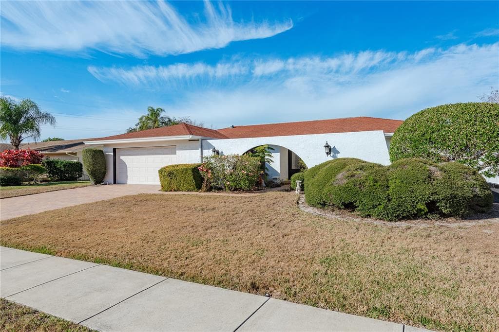 2654 AUGUSTA DRIVE, CLEARWATER, FL 33761 photo 2