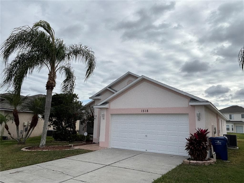 1518 ATAMI COURT, WESLEY CHAPEL, FL 33544 photo 4