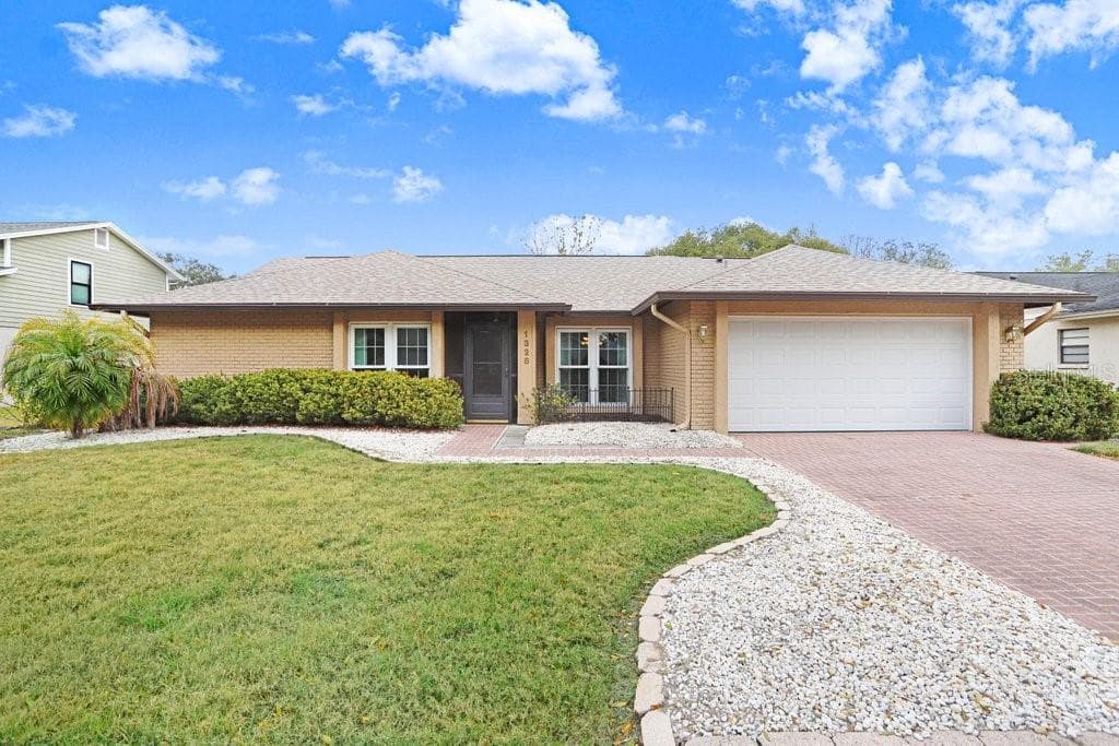 1328 CORNER OAKS DRIVE, BRANDON, FL 33510 photo 2