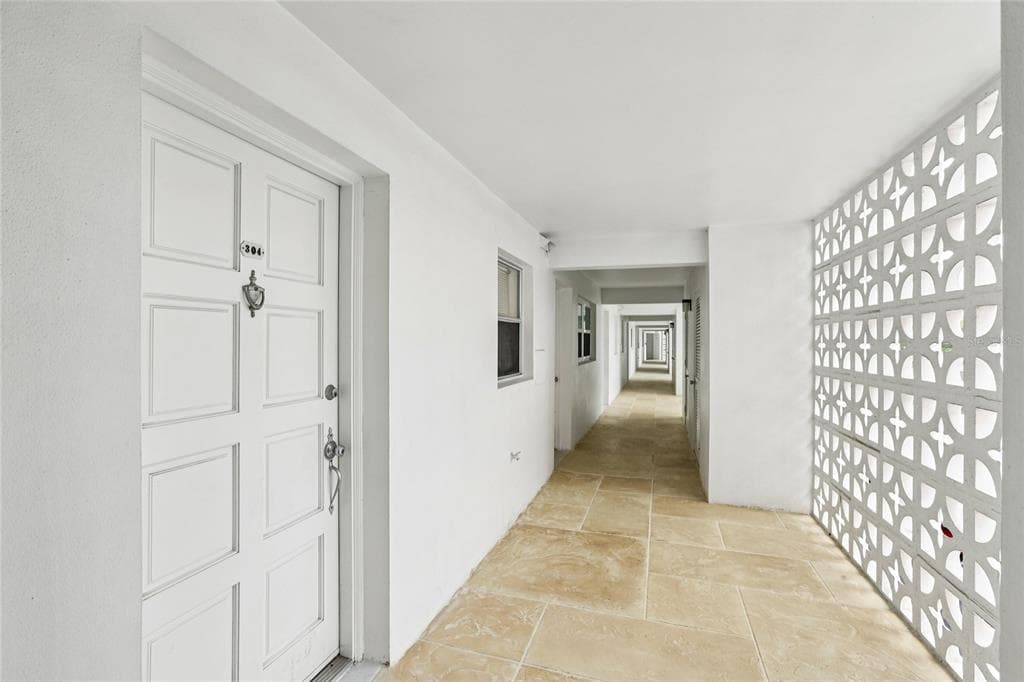 1100 SHORE DRIVE, Unit# 304, ST PETERSBURG, FL, 33701 photo 3