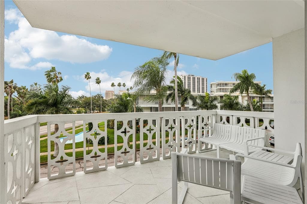 1100 SHORE DRIVE, Unit# 304, ST PETERSBURG, FL, 33701 photo 4