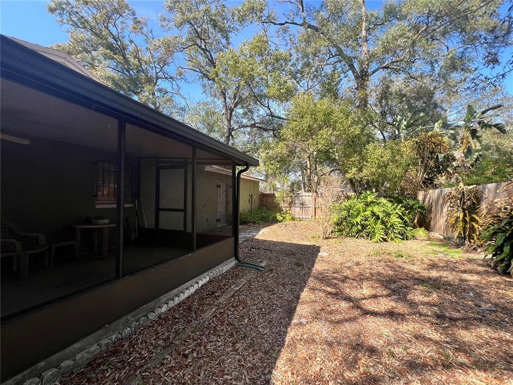 9715 HIDDEN OAKS CIRCLE, TAMPA, FL 33612 photo 4