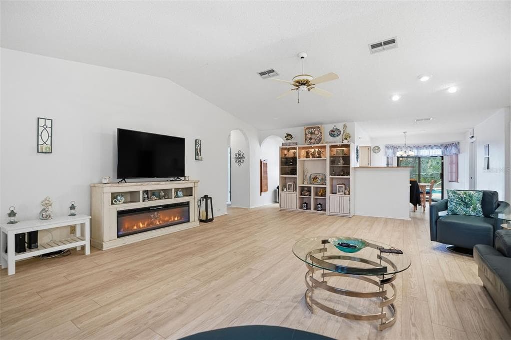 4521 BAYRIDGE COURT, SPRING HILL, FL 34606 photo 3