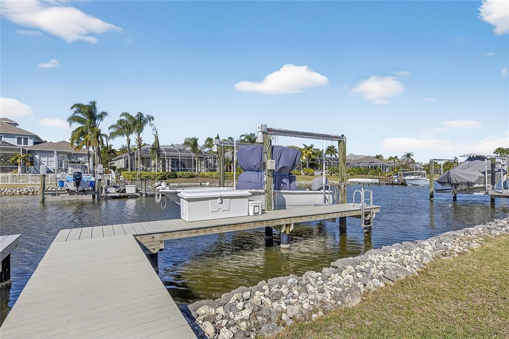 5235 WISHING ARCH DRIVE, APOLLO BEACH, FL 33572 photo 4