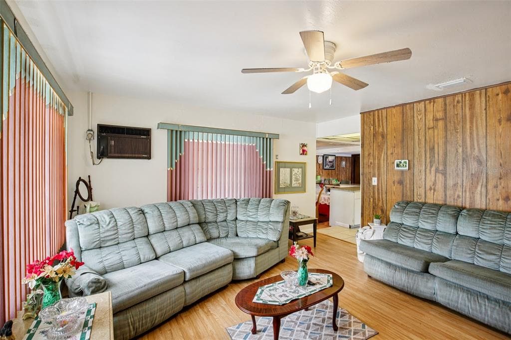 3074 MELROSE Avenue, Street PETERSBURG, FL 33712 photo 4