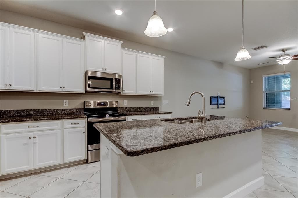 6623 CITRUS CREEK LANE, TAMPA, FL 33625 photo 5