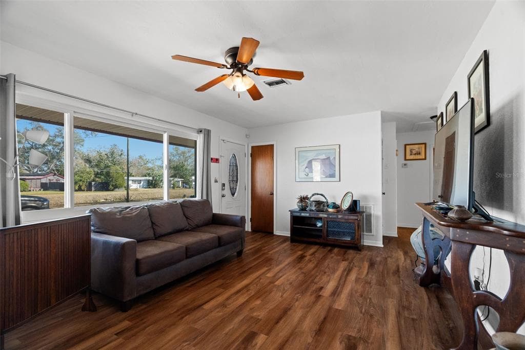 6800 16TH STREET, Street PETERSBURG, FL 33702 photo 4